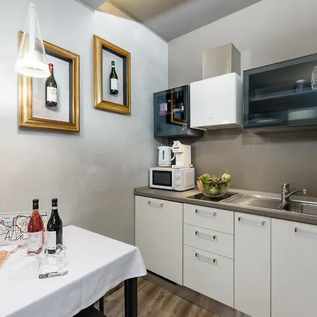 Balconi Di Cavour-cavour Center Apartment *