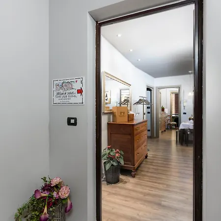 Apartment Balconi Di Cavour-cavour Center Alba (Piedmont)