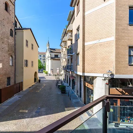 Balconi Di Cavour-cavour Center Apartment